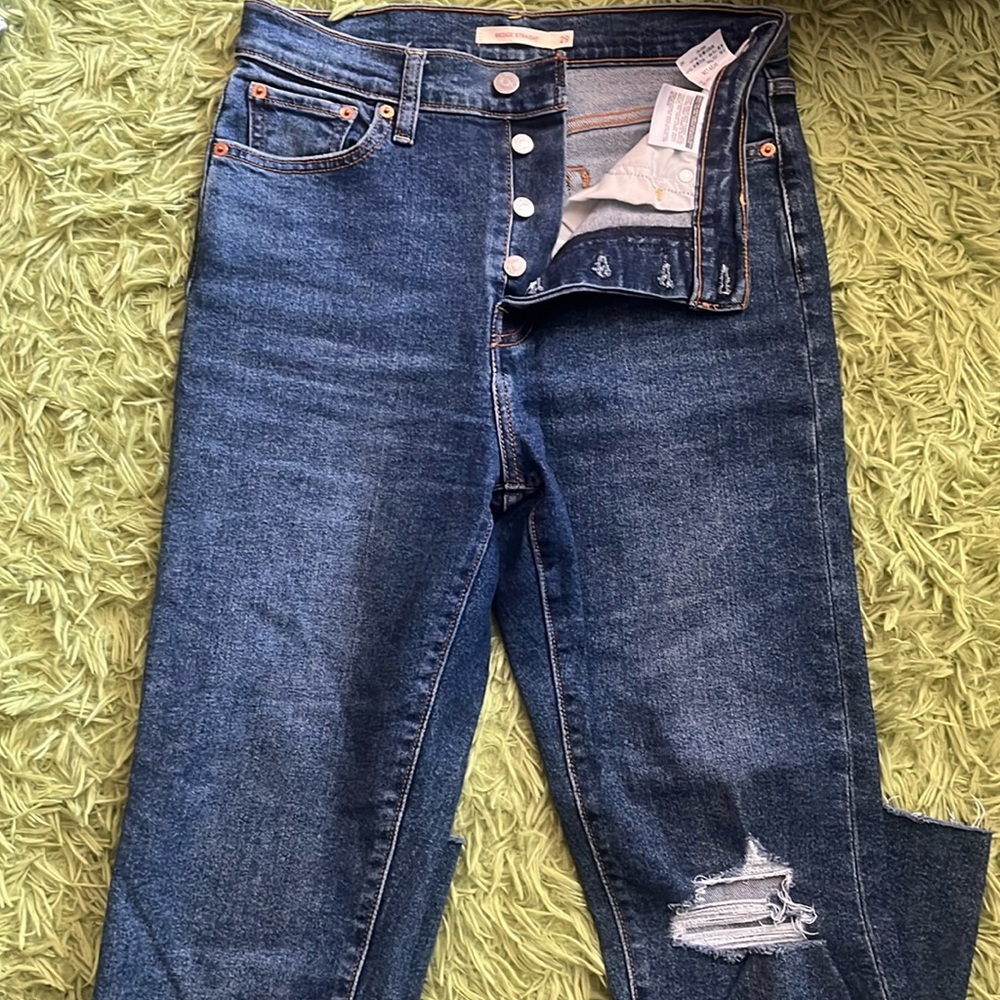Levi’s Wedgie Straight